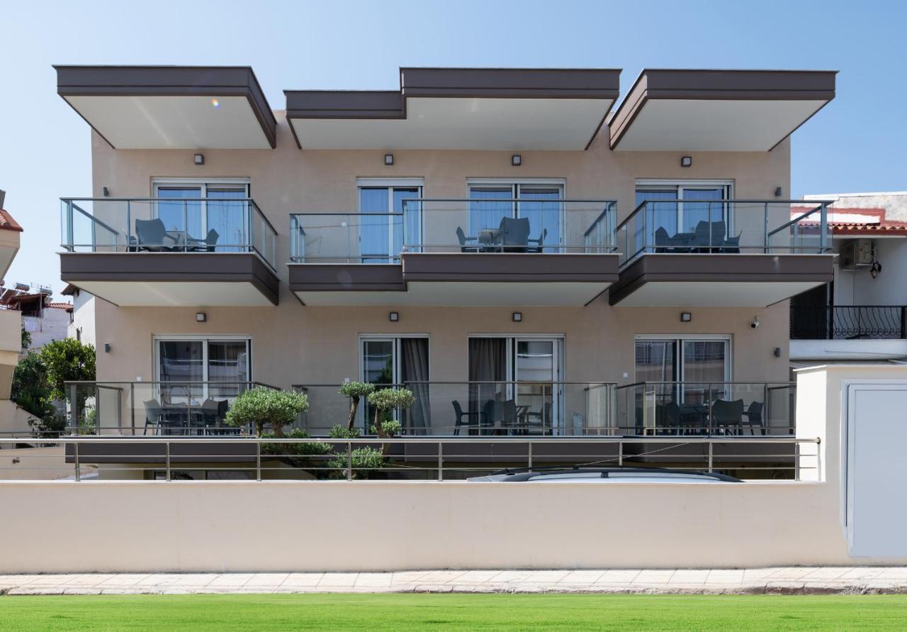 Crist Luxury Apartments Nea Poteidaia Exterior photo