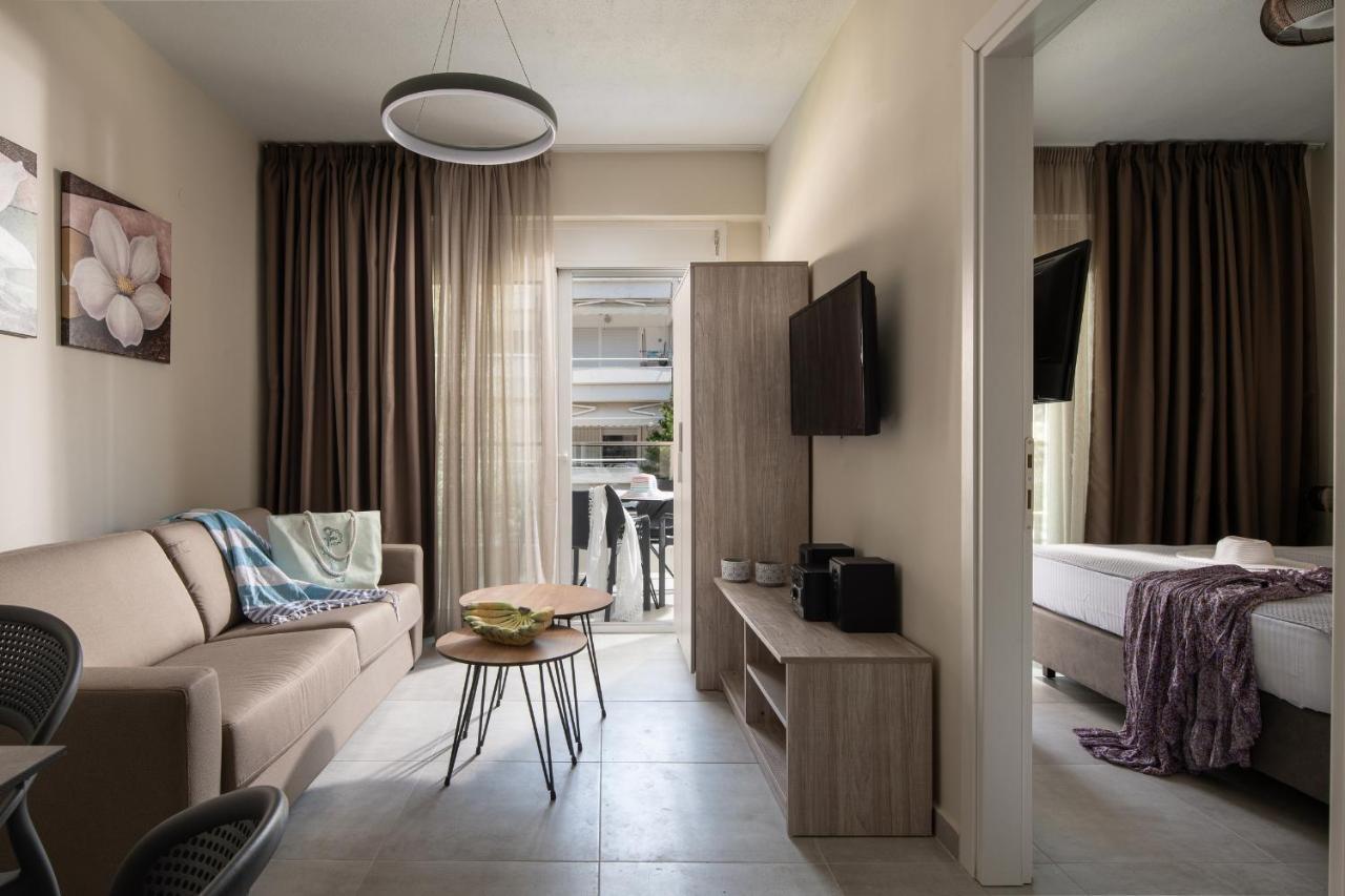 Crist Luxury Apartments Nea Poteidaia Exterior photo